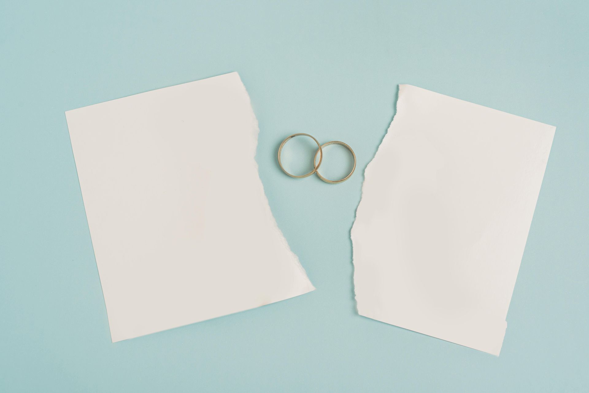 Advantages and Disadvantages of Seeking Divorce Within a Month of Marriage
